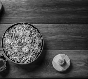 Egg chicken chowmein