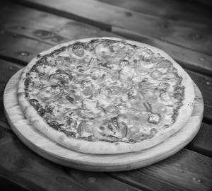 Tandoori Paneer Pizza (11 Inch)
