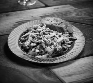 Tossed Chicken With Eng Veg