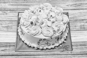 Kesar Pista Cake [400 G]