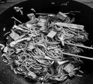 Veg hakka chow