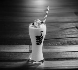 Vanilla milkshake