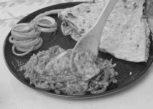 Special Handi Paneer + 2 Roti