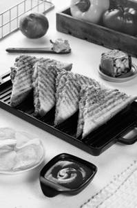 Paneer Tikka Grilled Sandwich