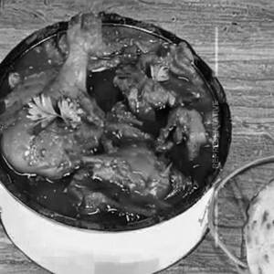 Chicken Do Pyaza [4 Pieces]