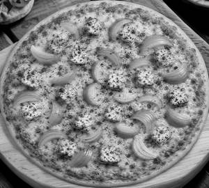 Onion Paneer Pizza 8”