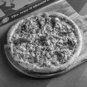 Smoked Chicken Pizza