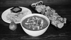 Malai Chaap With Tawa Chaap And 12 Rumali Roti       