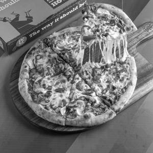 Tuscan Pizza
