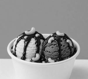 Cashew Fudge Sundae