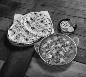 Kadhai Paneer & Butter Naan Combo