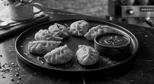 Fried Momos (6pcs)