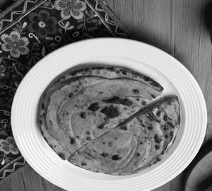 Lal Mirch Paratha