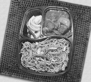 Noodles & Chilli Chicken