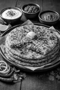 Aloo Paratha Combo [LC]