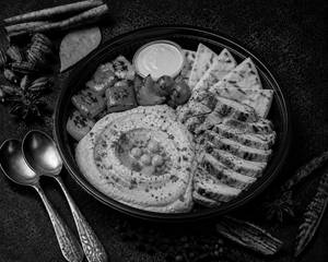 Grilled Chicken Hummus Platter