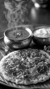 Onion Uttapam