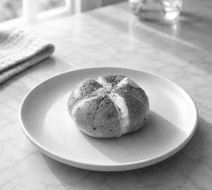 Korean Cream Cheese Garlic Bun