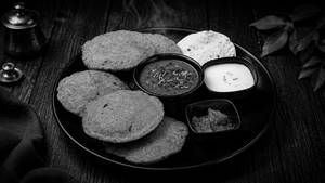 Kala Watana Usal + 5 Bhajaniche Wade - Special Combo