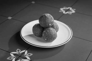 Raagi Laddu