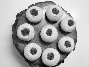 Strawberry Sandesh