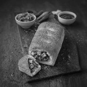Paneer Chilli Bun
