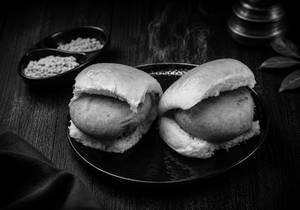 Vada Pav ( 2 Quantity )