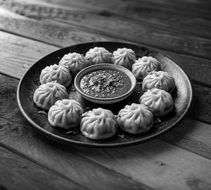 Steamed Cheese Momos [6 Pieces]