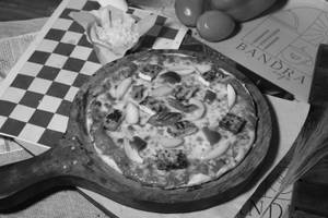 Chicken Tikka Pizza