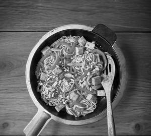 Garlic Paneer noodles
