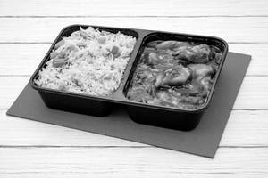 Veg Fried Rice With Chili Chicken Gravy Combo [4 Pcs]