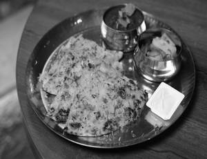 Amritsari Kulcha Combo
