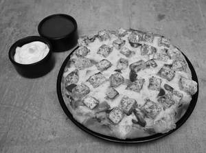 Tandoori Paneer Pizza
