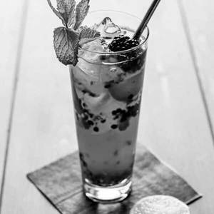 Red Berries Mojito