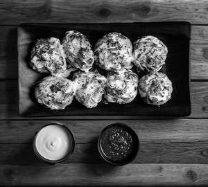 Paneer Malai Tandoori Momos [8 Pieces]