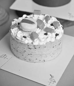 Mango Raspberry Cake