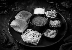 Special Khaugiri Misal Thali With Pav