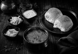 Khaugiri Dahi Misal + 2 Pav