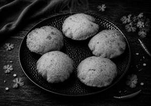 Bhajani Wade ( 1 Plate )