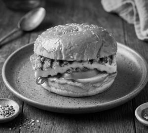 Royal paneer grilled burger