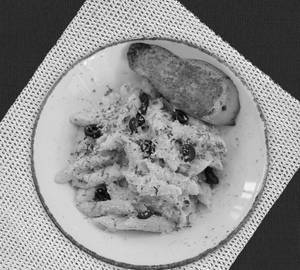 Creamy Alfredo Pasta (Veg)