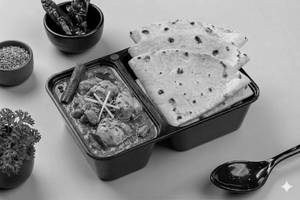 Chicken Curry & Roti Meal Box