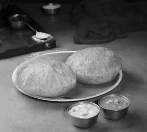 Poori ( 2 nos)