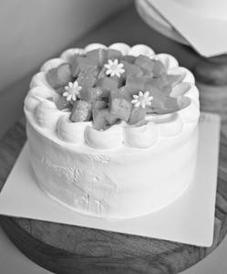 Fresh Mango Cream Cake