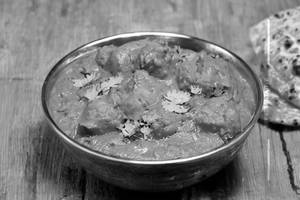 Musheoom Shabnam Curry