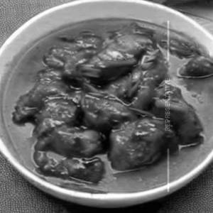 Chilly Chicken In Sauce   An Old Time Favourite