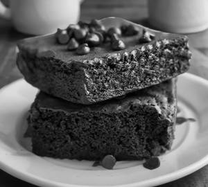Chocolate Chips Brownie