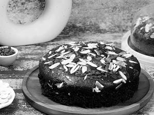Almond Dry Cake 200 Gm