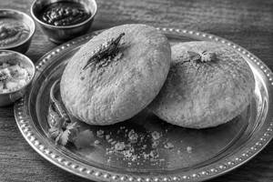 Delhi Wali Dal Kachori - 2 Pcs