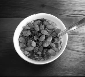 Oat Meal (Porridge With Dry Fruits and honey)